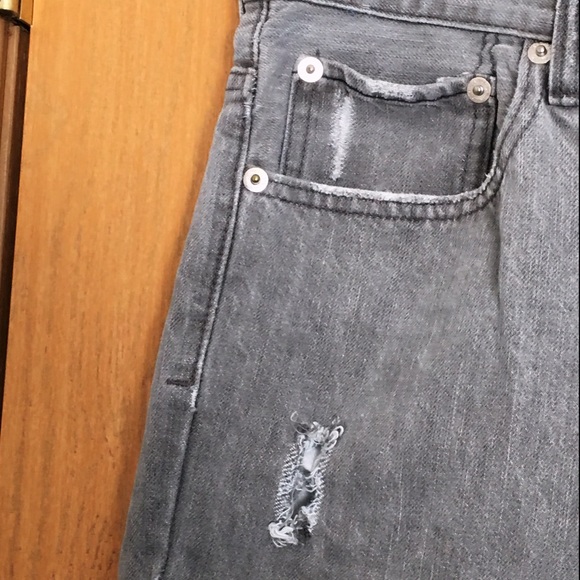 ❗️SOLD OUT❗️Men’s Black Denim Shorts - Picture 4 of 8